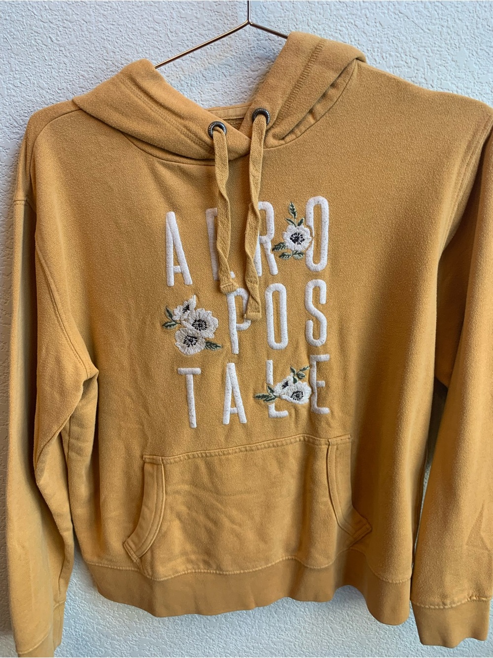 Label inside Aeropostale garment